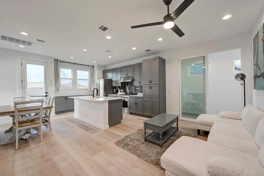 2220 Yellow Jacket LN #1, Austin, TX 78741
