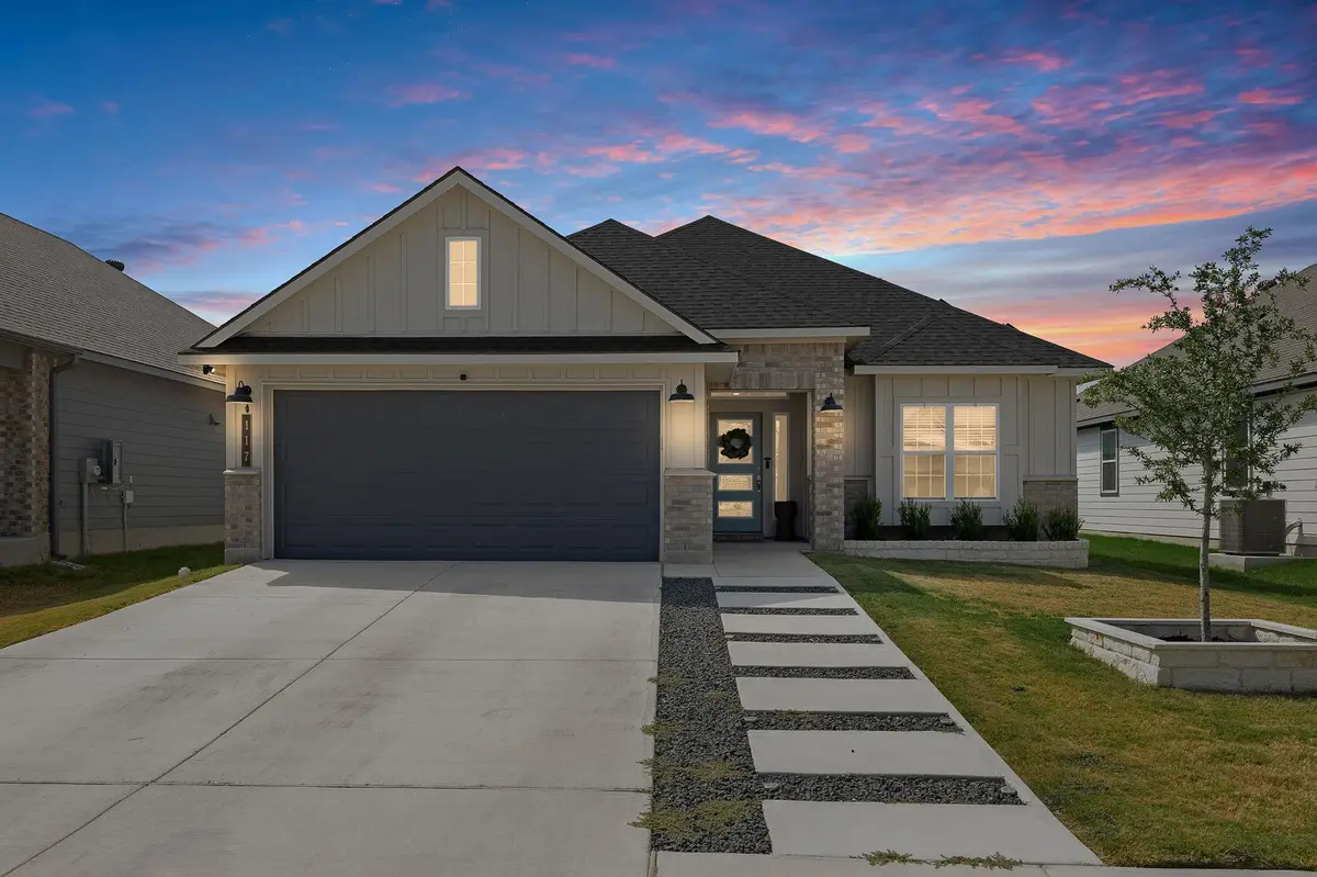 117 Watch Hill, Jarrell, TX 76537