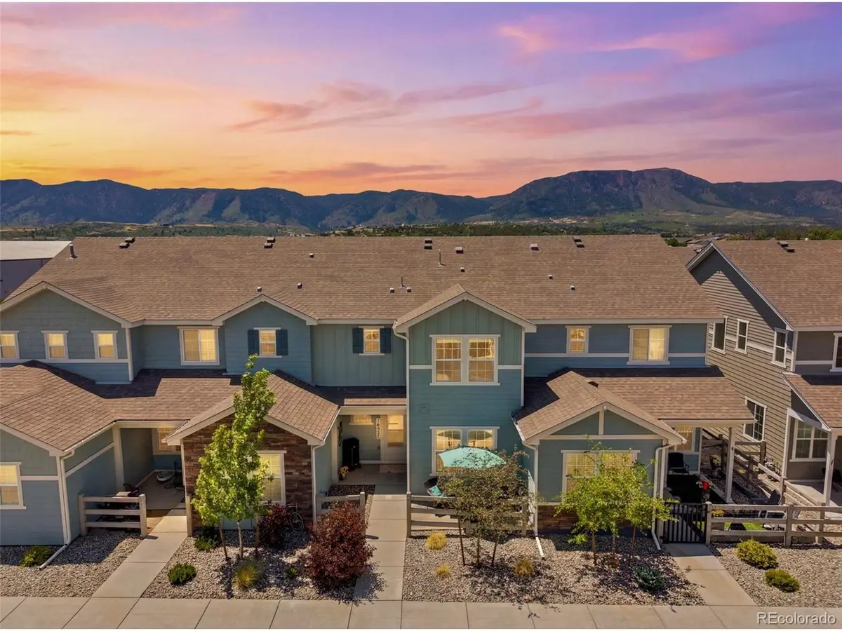 16335 Rustlers Range, Monument, CO 80132