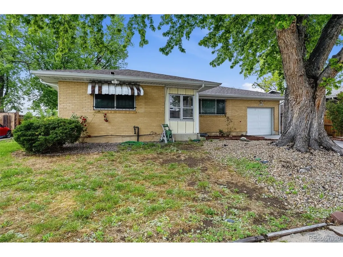 5020 Troy, Denver, CO 80239