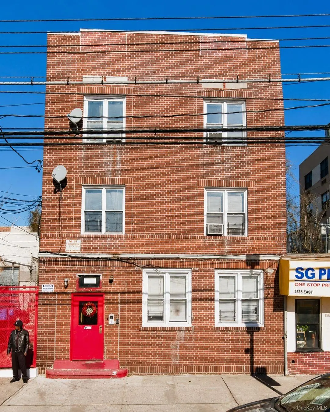 937 E Gun Hill RD, Bronx, NY 10469