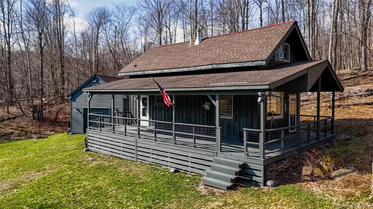 1895 Horse Brook RD, Roscoe, NY 12776