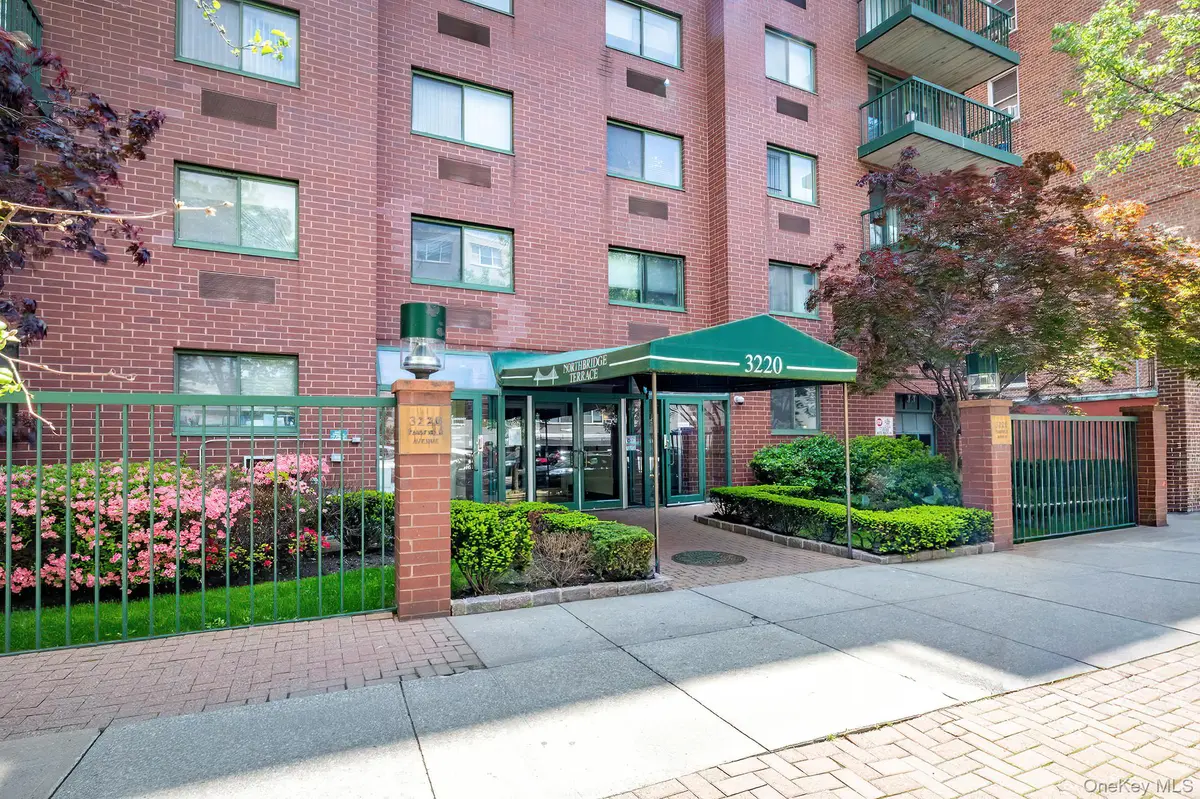 3220 Fairfield AVE #9A, Bronx, NY 10463
