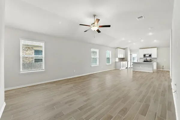 149 Hackberry LN, Bastrop, TX 78602