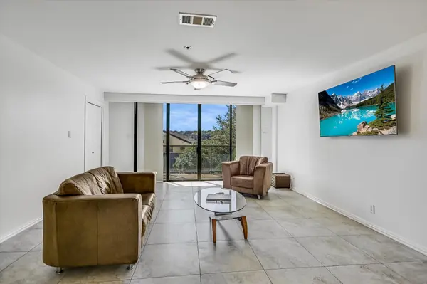 40 N Interstate 35 #3B3, Austin, TX 78701