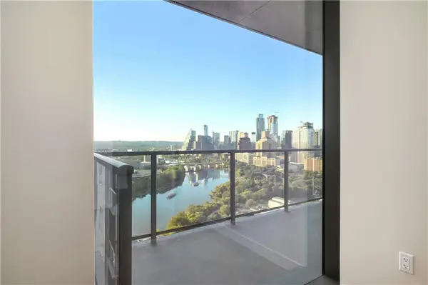 44 East Ave #2404, Austin, TX 78701
