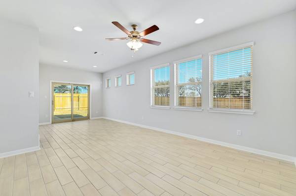 1021 Kerrwood WAY, Leander, TX 78641