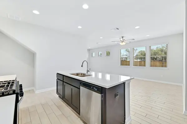 1021 Kerrwood WAY, Leander, TX 78641