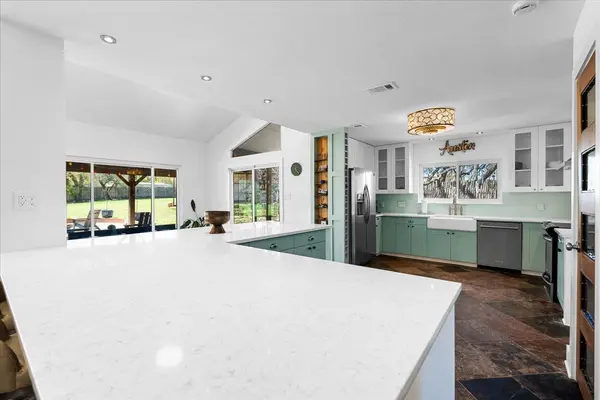 14519 Fitzhugh RD, Austin, TX 78736