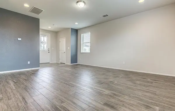17324 Brittle LN, Pflugerville, TX 78660