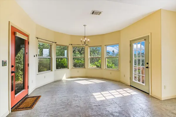 700 CLIFFSIDE RD, Wimberley, TX 78676