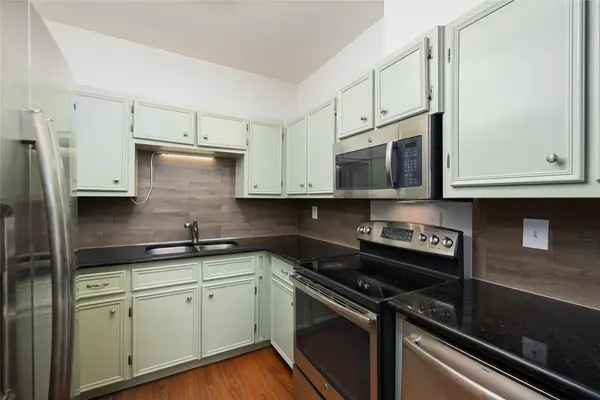4505 Red River ST ##B, Austin, TX 78751
