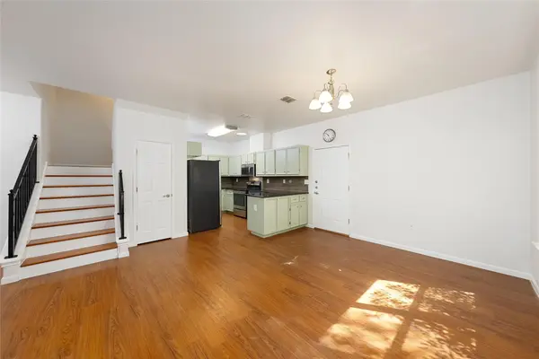4505 Red River ST ##B, Austin, TX 78751