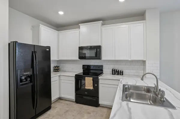232 Evening Dusk DR, Kyle, TX 78640