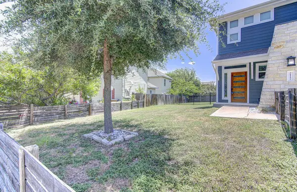 2117 Maxwell LN, Austin, TX 78741