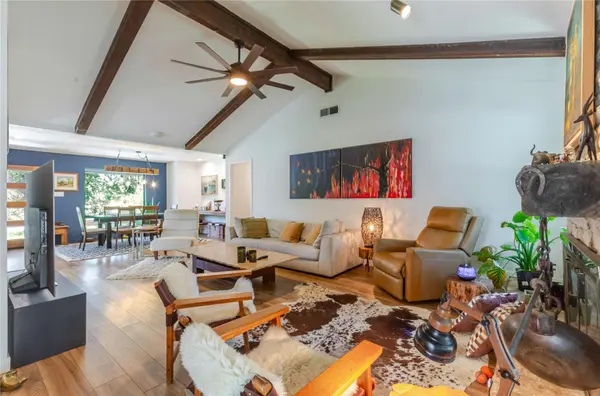 1300 Old Cedar LN, Austin, TX 78758