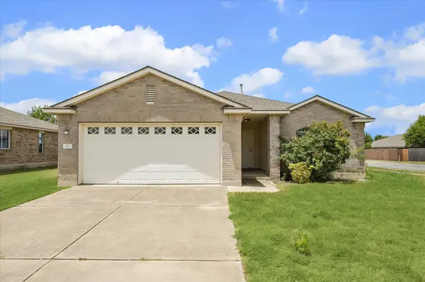 913 Remington DR, Leander, TX 78641