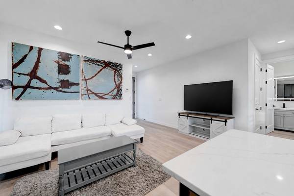 2220 Yellow Jacket LN #1, Austin, TX 78741