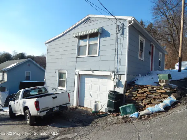 819 Nepolt, Pottsville, PA 17901