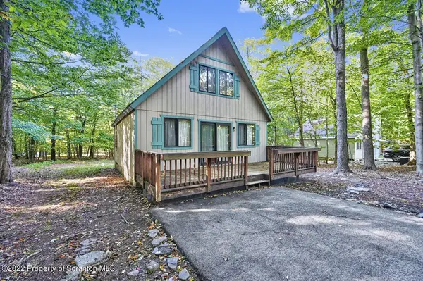 1038 BEAVER RUN RD, Sterling Twp, PA 18463