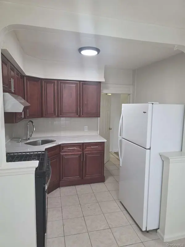 89-81 217th ST, Queens Village, NY 11427
