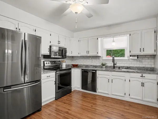 47 Martin RD, Hopewell Junction, NY 12533