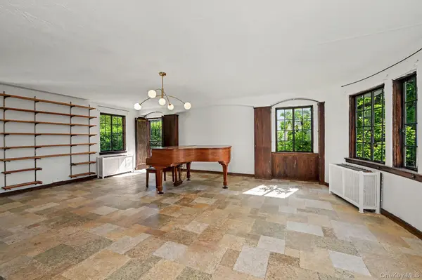 53 Cortlandt AVE, New Rochelle, NY 10801