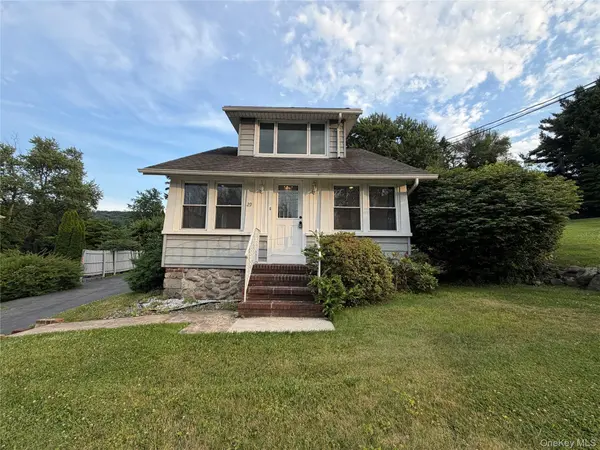 29 Ramapo RD, Garnerville, NY 10923