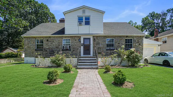143 S Montgomery St, Valley Stream, NY 11580