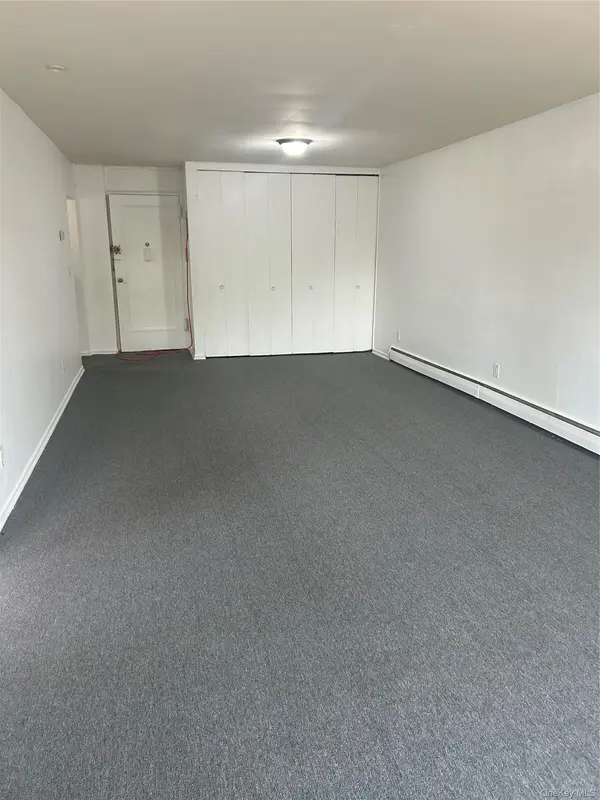 50-52 Gibson BLVD #B7, Valley Stream, NY 11581