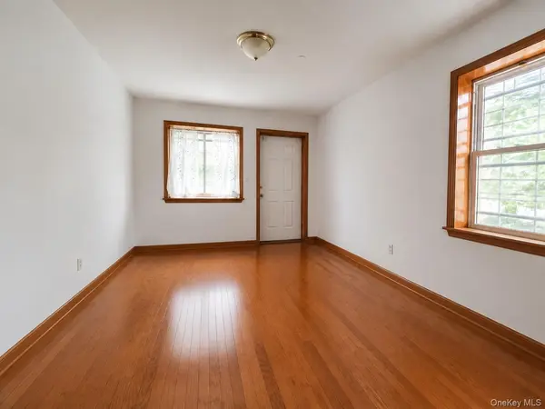 5308 90th ST #1B, Elmhurst, NY 11373