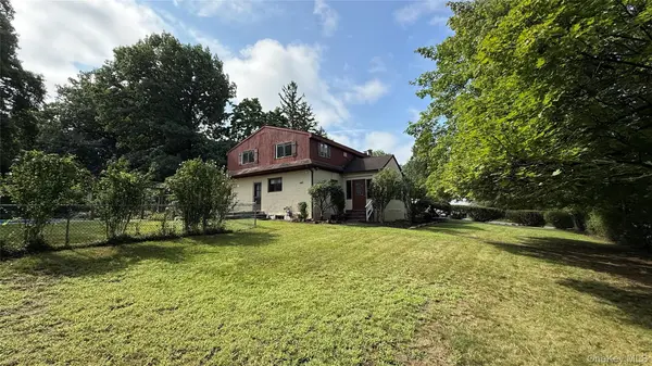1 Sunset DR, Suffern, NY 10901