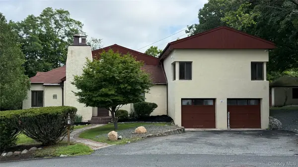 1 Sunset DR, Suffern, NY 10901
