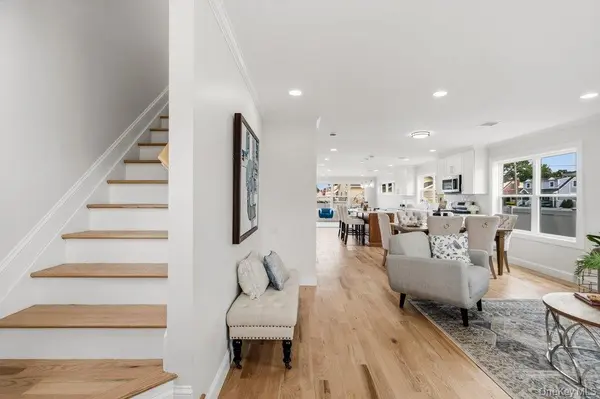 710 Franklin AVE, Massapequa, NY 11758