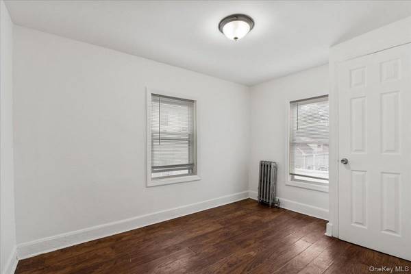 64 Stewart AVE, Hempstead, NY 11550