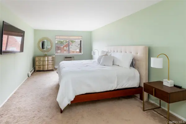 89 N Broadway #117, White Plains, NY 10603