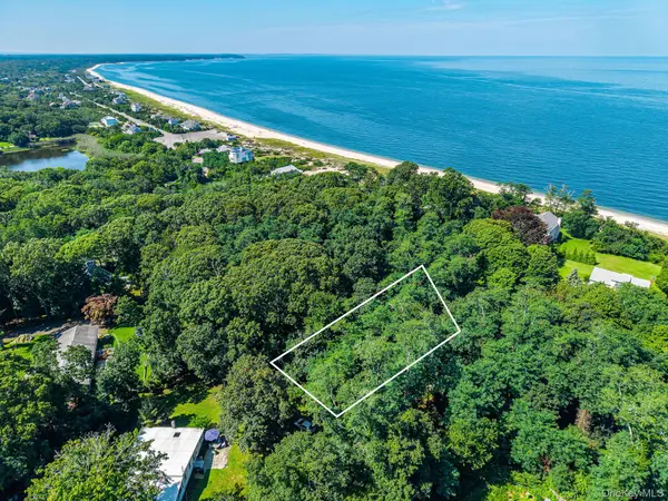 2560 Hyatt RD, Southold, NY 11971