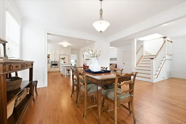 729 W Penn ST, Long Beach, NY 11561