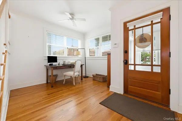 729 W Penn ST, Long Beach, NY 11561