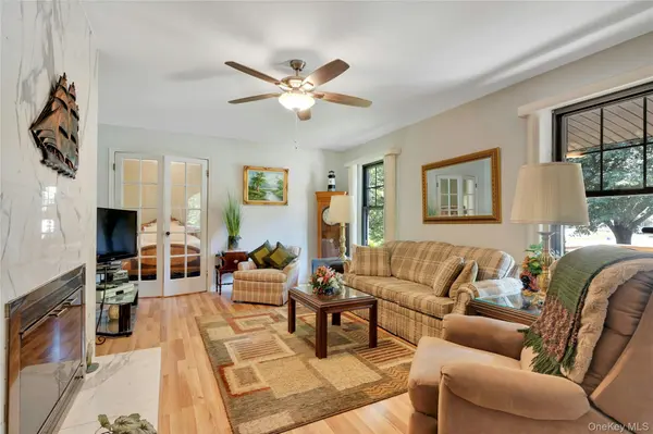 3060 Eastern Pkwy, Baldwin, NY 11510