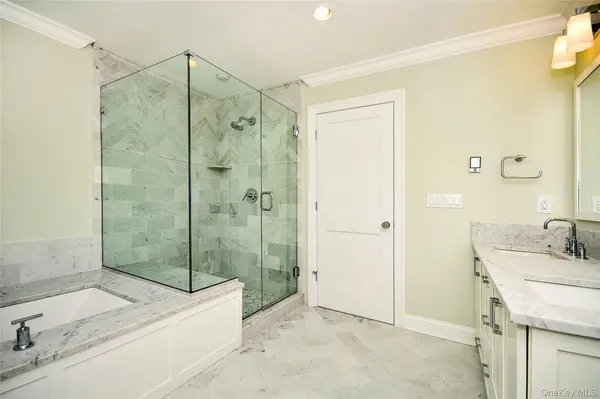 31 Cedar PL, Rye, NY 10580