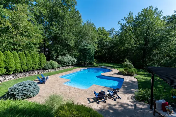 182 Elizabeth ST, Pearl River, NY 10965