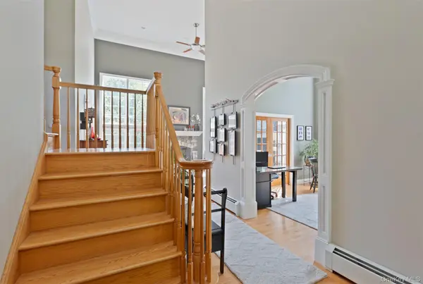 182 Elizabeth ST, Pearl River, NY 10965