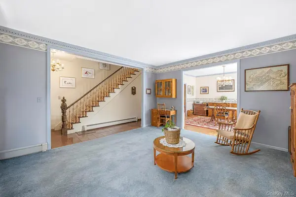 104 Bayville AVE, Bayville, NY 11709