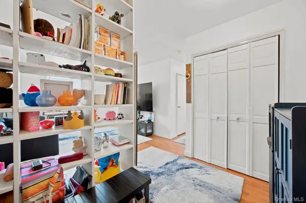 50-22 40th ST #6H, Sunnyside, NY 11104