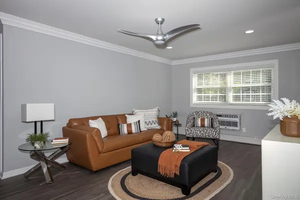 1750 W Main ST #H01, Riverhead, NY 11901