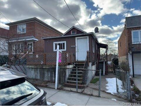 124-12 7th AVE, College Point, NY 11356