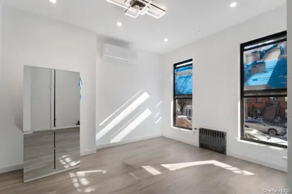 155 Clifton PL, Brooklyn, NY 11238