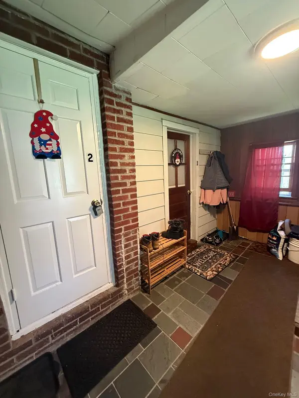 81 Kisor RD, Highland, NY 12528