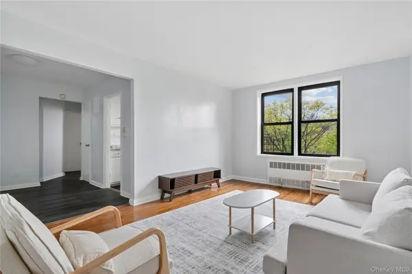 33-24 Junction Blvd #6R, Jackson Heights, NY 11372